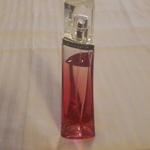 Givenchy very irresistible 2.5 oz. 80/90% full